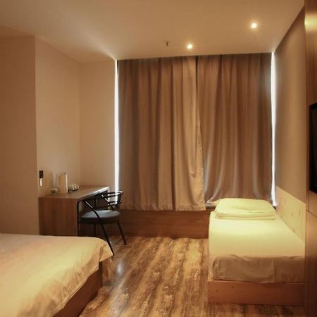 Heye International Youth Hostel Chongqing Zewnętrze zdjęcie